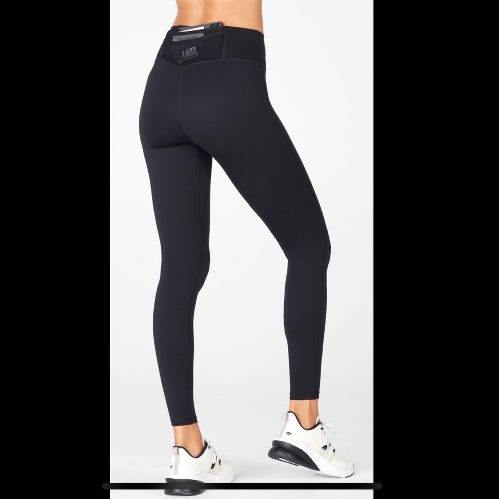 Fabletics Trinity Leggings ~ Black ~ size large